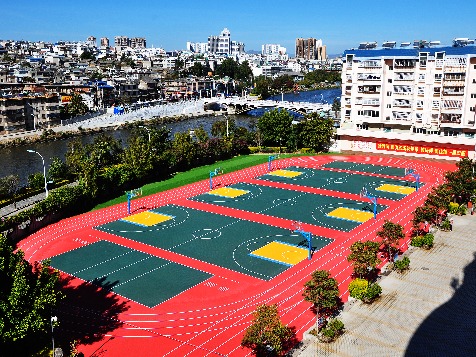雲南大（dà）理下關四中綜合運動場